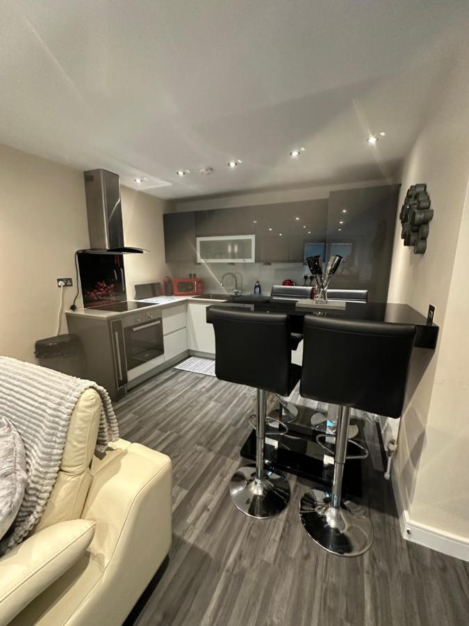 Bond Street Luxury Apartment Central Челмсфорд Екстериор снимка