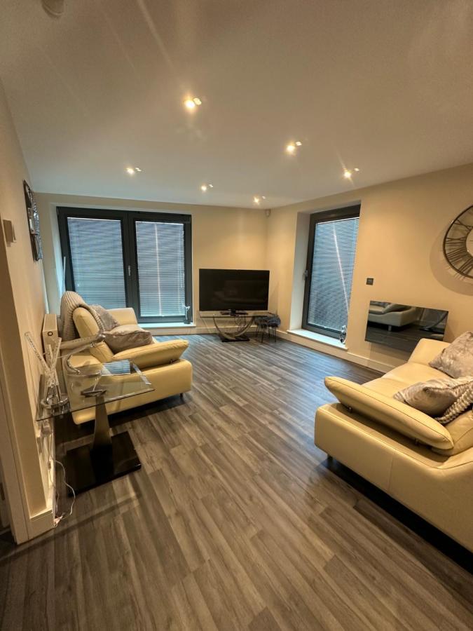 Bond Street Luxury Apartment Central Челмсфорд Екстериор снимка
